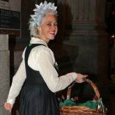 Frau Curtis-Bastida, Mother of Naughty Children