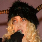 Actually Huizenga Performs "Here Comes Krampus!"