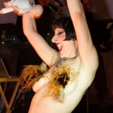 Prix de Beauté Performs with Timur & The Dime Museum